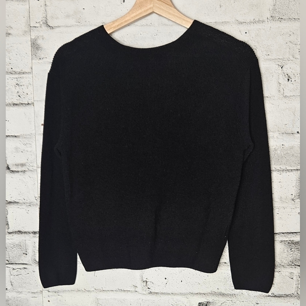 H&M Black Twist-Back Knit Sweater XS • Long Sleeve Minimalist Basic